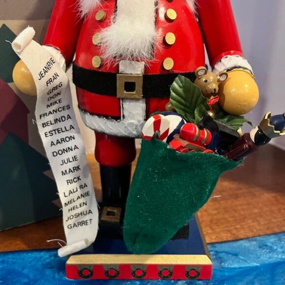 1998 Nutcracker Village Old World Jolly Santa Nutcracker with List Toys - Picture 8 of 13